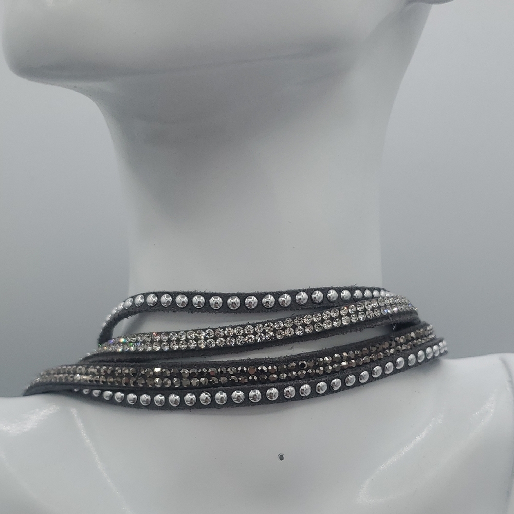 Elegant Black and Silver Tone Rhinestone Choker Necklace 14 Inch N3814